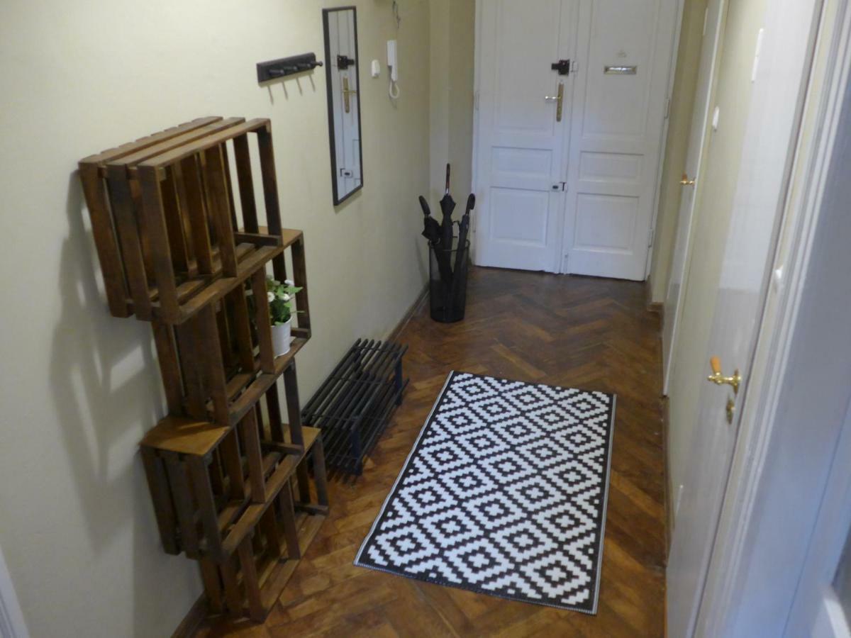 Apartament M15 Διαμέρισμα Krasków Εξωτερικό φωτογραφία